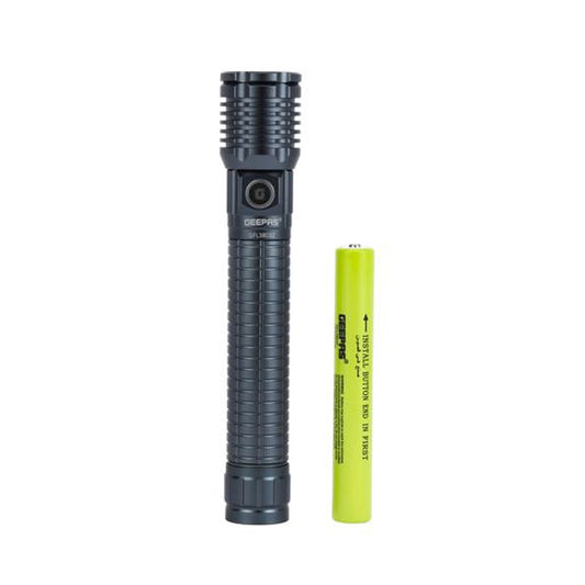 Geepas Zoomable Led Flashlight 6000Mah Type-C GFL4651 | B.6294010885830 (AS/AN/AC)